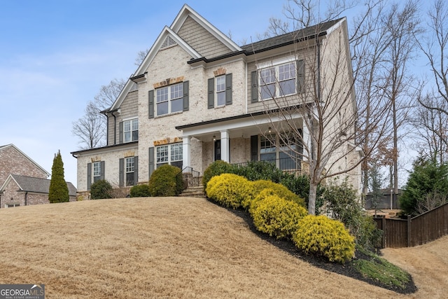 view of front of house with a front lawn