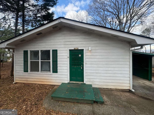 view of front of property