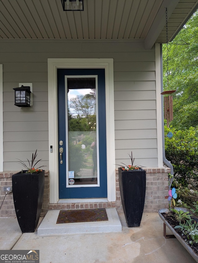 3157 Oakdale Rd, Hapeville, GA 30354 - doorway to property with a porch