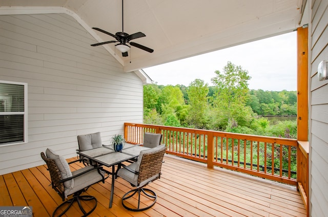 deck with ceiling fan