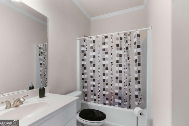 full bathroom with crown molding, shower / tub combo with curtain, vanity, and toilet