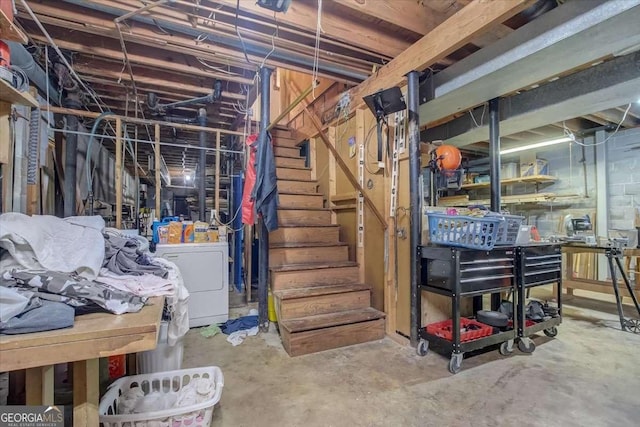 basement with washer / clothes dryer