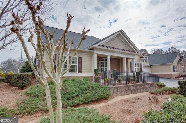 view of front of home featuring a garage