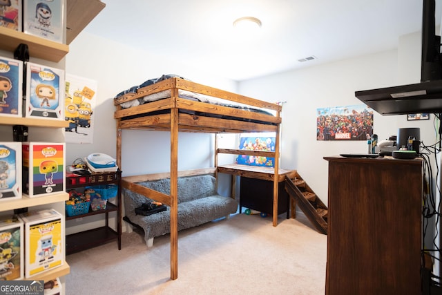 bedroom with carpet flooring