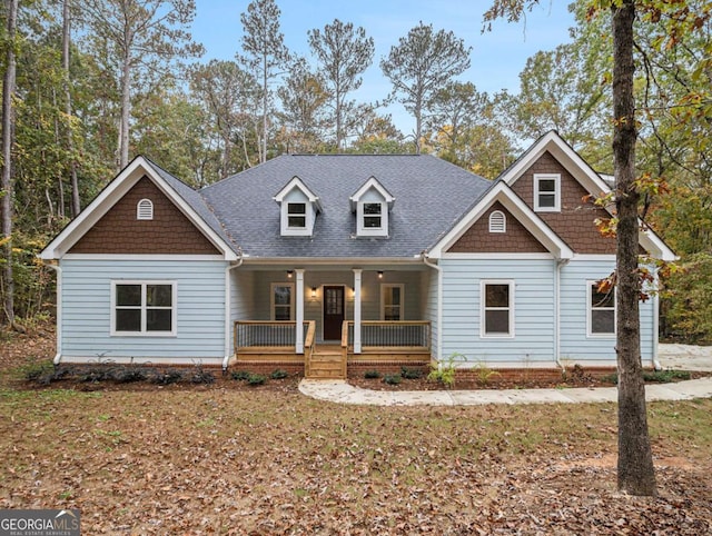 craftsman house with covered porch