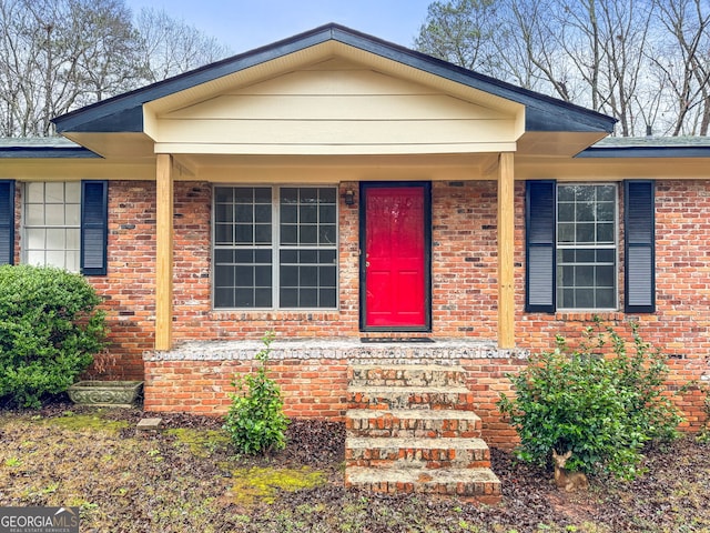 view of front facade featuring covered porch