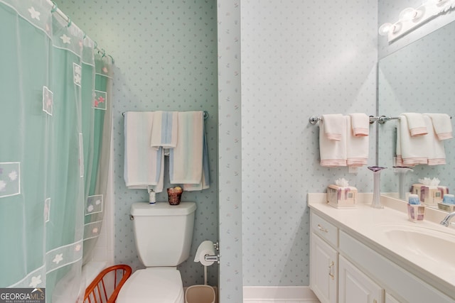 6780 Lawson Cir, Gainesville, GA 30506 - full bathroom featuring curtained shower, wallpapered walls, toilet, vanity, and baseboards