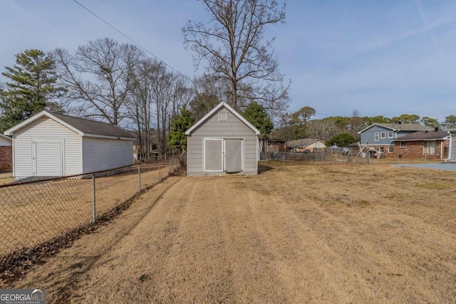 view of yard with a shed