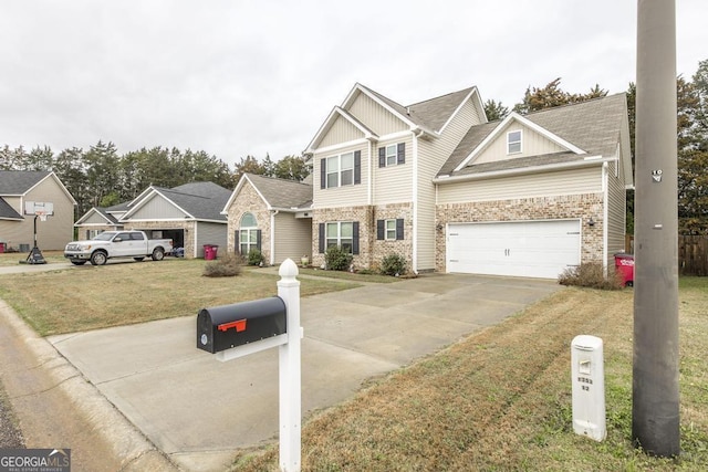 view of front of home featuring a front yard