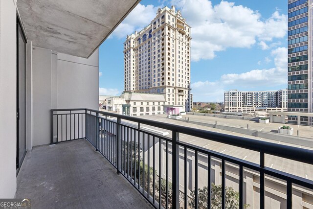 3040 Peachtree Rd NW Unit 613, Atlanta, GA 30305 - balcony featuring a city view