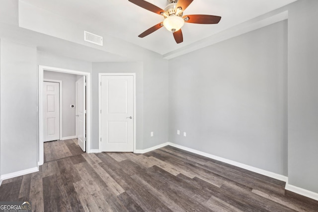 3040 Peachtree Rd NW Unit 613, Atlanta, GA 30305 - unfurnished room with wood finished floors and a ceiling fan