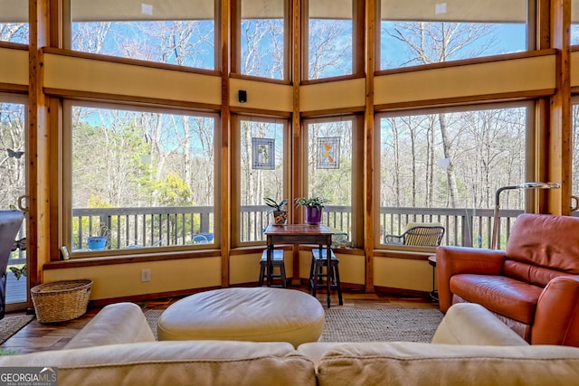 view of sunroom / solarium