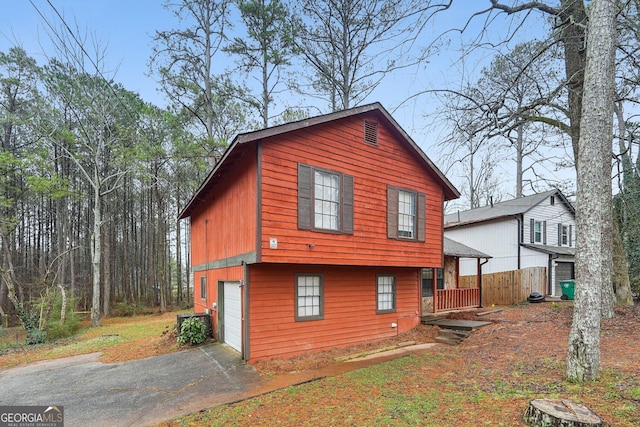 Listing photo 2 for 1057 Forest Path, Stone Mountain GA 30088