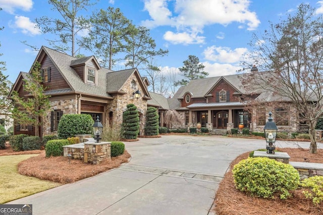 view of front of property featuring a porch