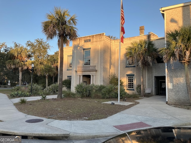 view of front of house