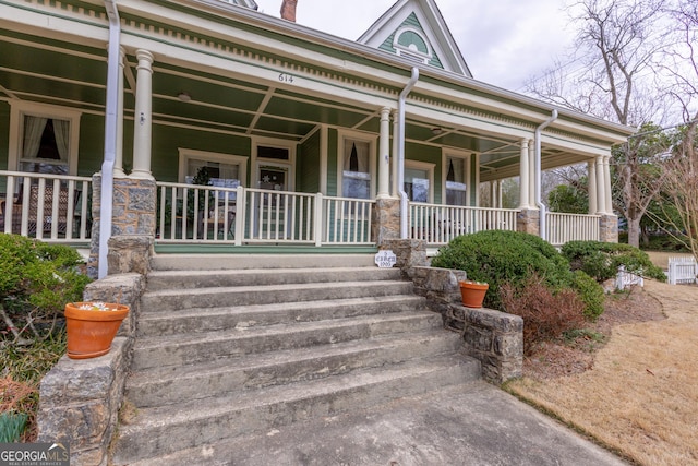 view of front of property with covered porch