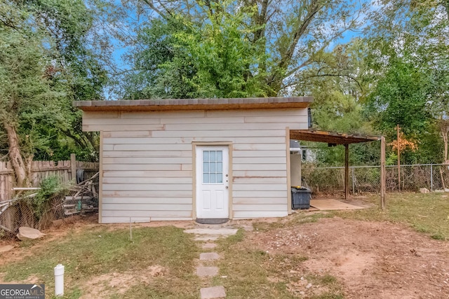 view of outdoor structure