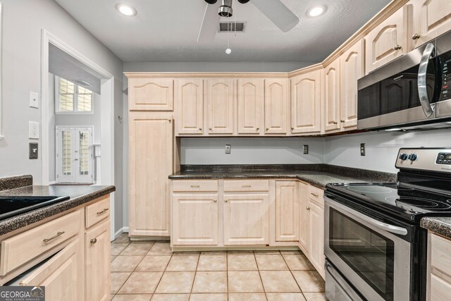 unfurnished bedroom with crown molding, baseboards, a ceiling fan, and visible vents