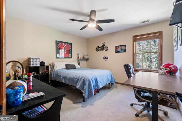 bedroom with carpet flooring and ceiling fan