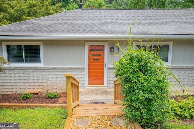 view of property entrance