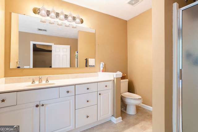 full bath with baseboards, visible vents, vanity, and toilet