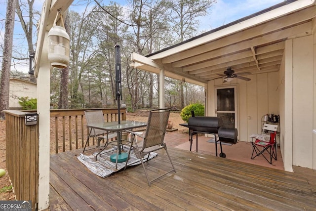 deck featuring ceiling fan