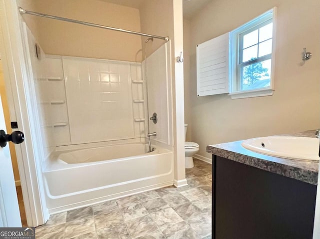 full bathroom with washtub / shower combination, vanity, and toilet