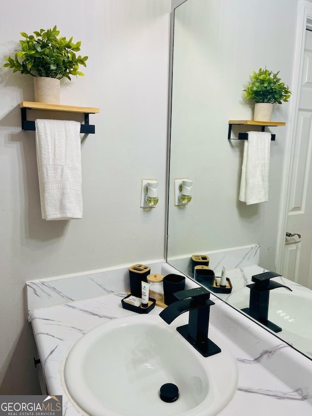 6594 Meadow Green Cir, Peachtree Corners, GA 30092 - bathroom featuring vanity