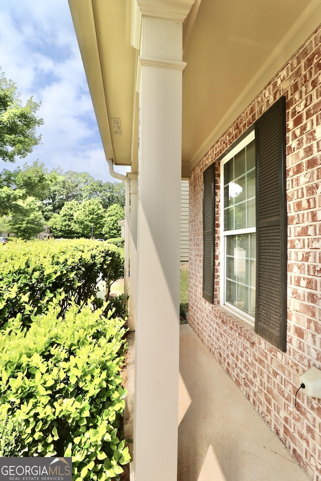 exterior space featuring a porch