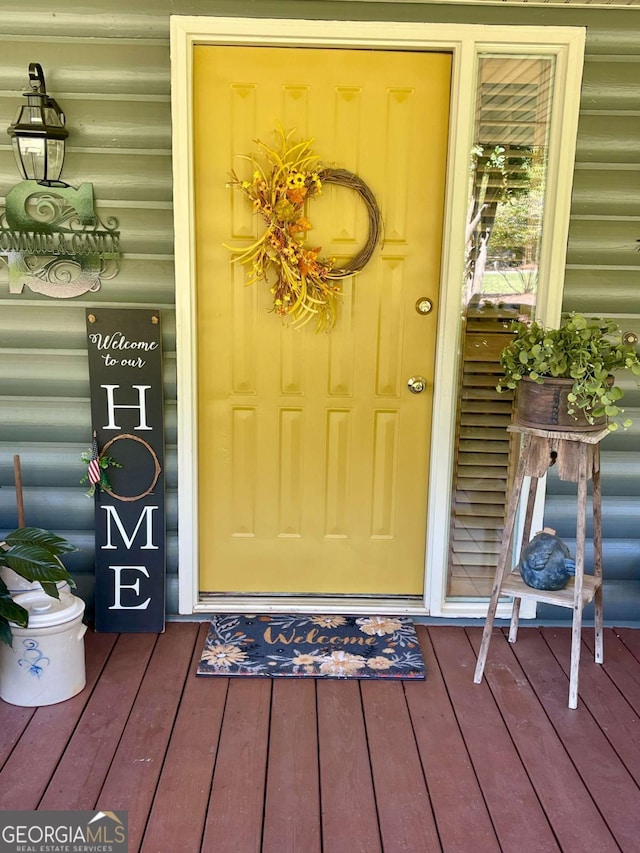 view of property entrance