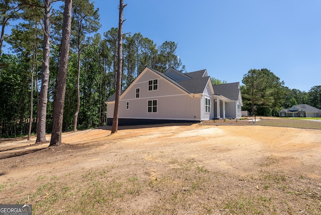 view of home's exterior