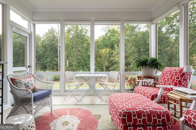 view of sunroom / solarium