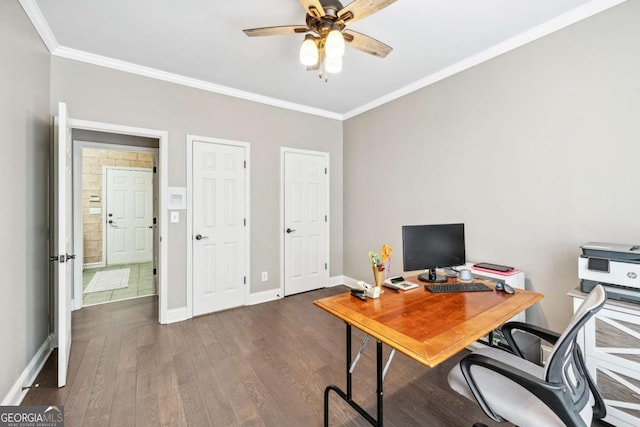 office area featuring crown molding, dark wood-type flooring, and ceiling fan