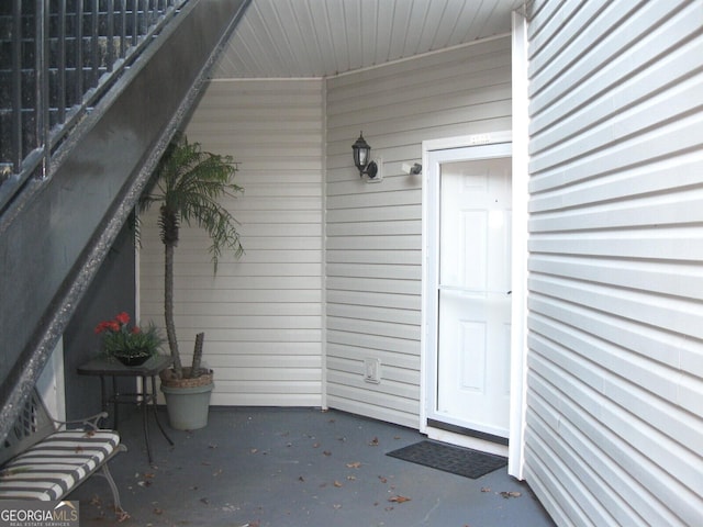 view of entrance to property