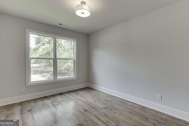 empty room featuring light hardwood / wood-style flooring