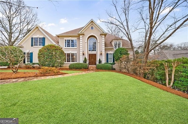 view of front of house with a front yard