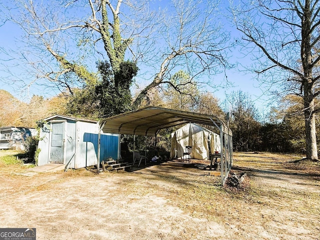 view of outbuilding with a carport