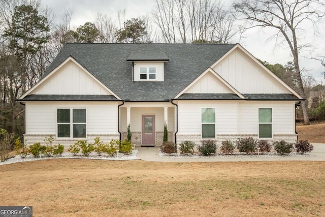 520 Belaire Dr, Winder, GA 30680 - view of front of house with a front yard