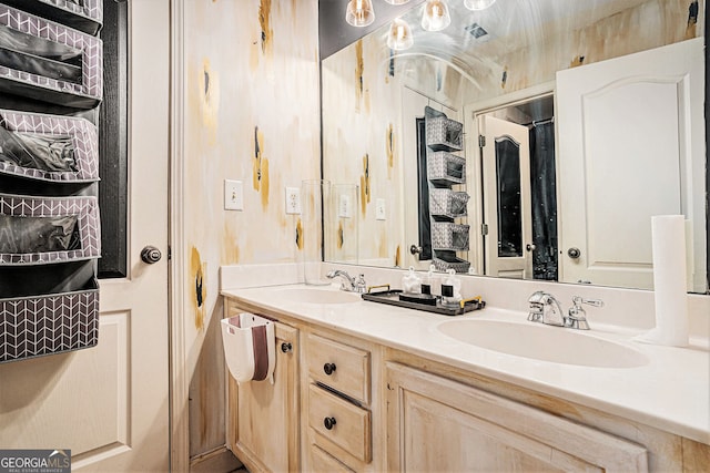 bathroom with vanity