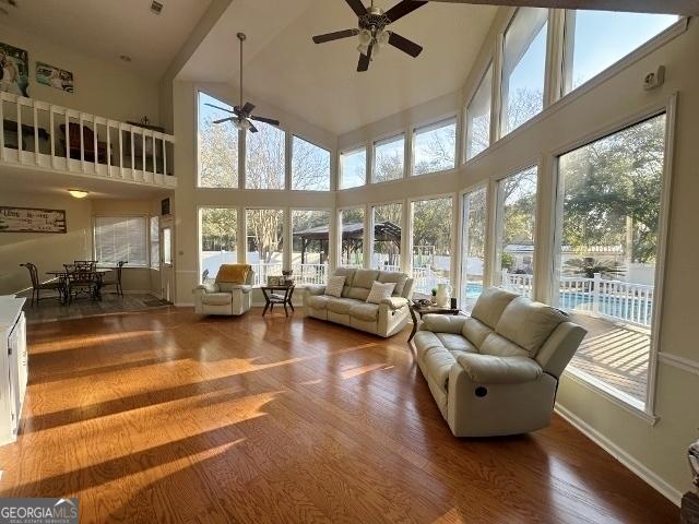 11 Plantation Dr, Swainsboro, GA 30401 - sunroom with plenty of natural light