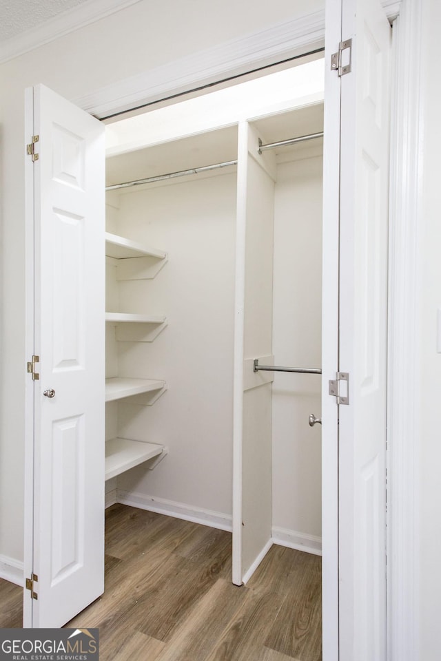 702 Hillmont Dr, Waycross, GA 31503 - view of closet