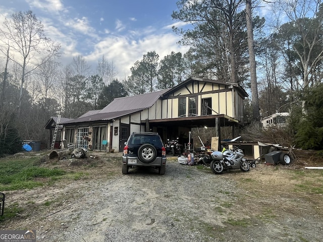 view of front of property