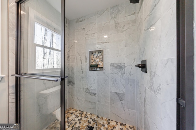 full bathroom featuring a stall shower