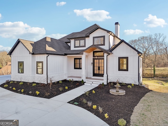 view of modern farmhouse