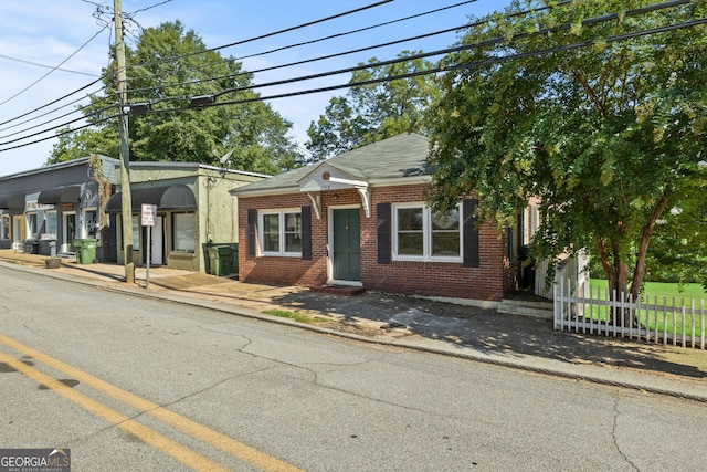 view of front of house