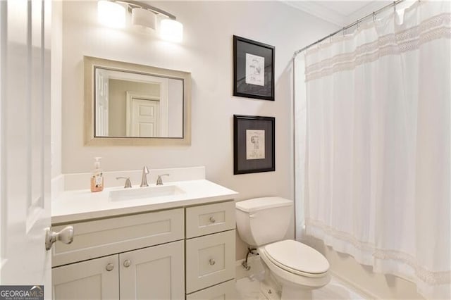 full bathroom with toilet, vanity, and shower / bath combo with shower curtain