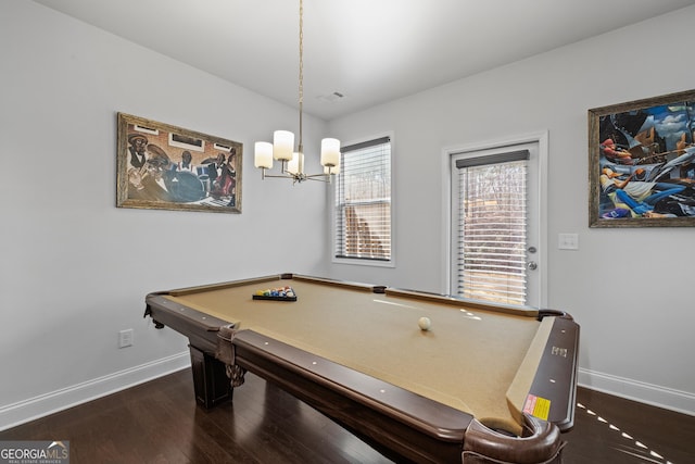 playroom with a chandelier, billiards, baseboards, and wood finished floors