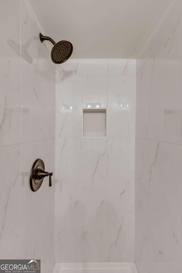 4419 New Kings Bridge Rd, Nicholson, GA 30565 - full bath featuring a shower