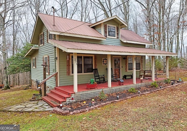 view of front of home featuring a porch