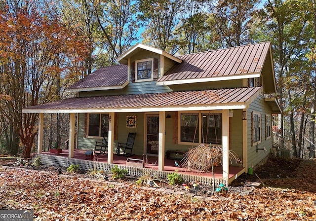 view of front facade featuring covered porch